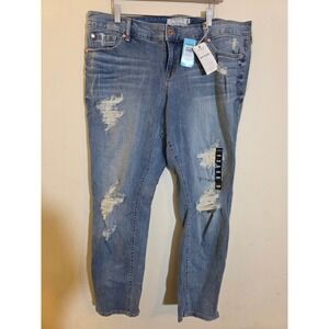 Torrid Boyfriend Hurricane Distressed Ripped Jeans Medium Wash 18R 11079499